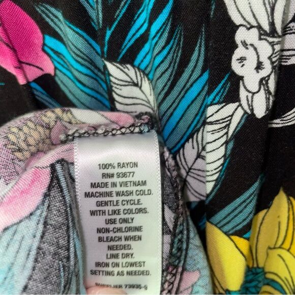 Ana Size 8 Midi Dress Black w Colorful Tropical Floral Print Ruffle Casual - Picture 9 of 9